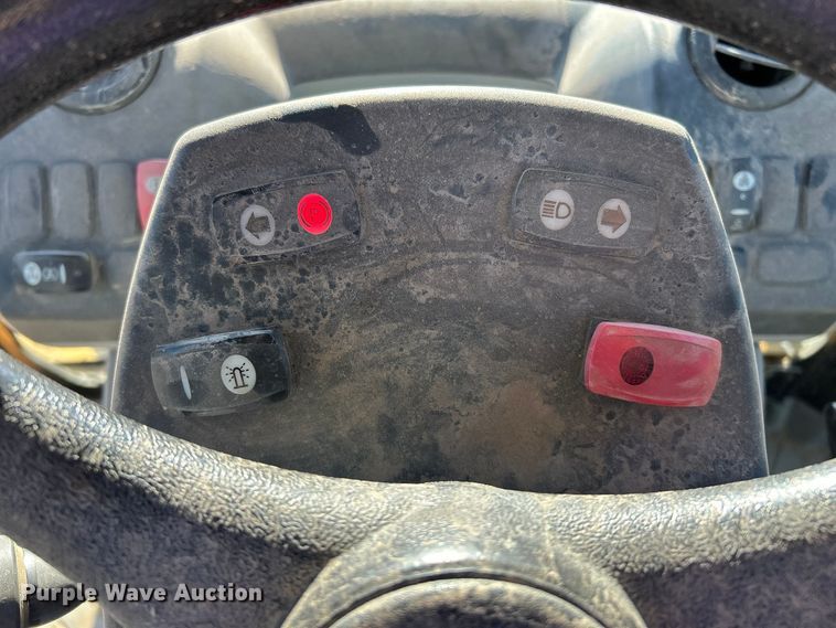 image for item FK3890 2015 Caterpillar 420F backhoe