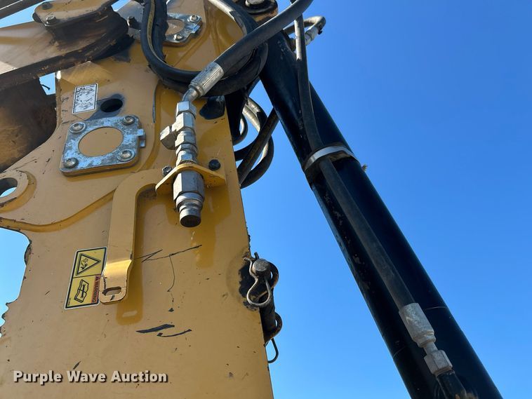 image for item FK3890 2015 Caterpillar 420F backhoe