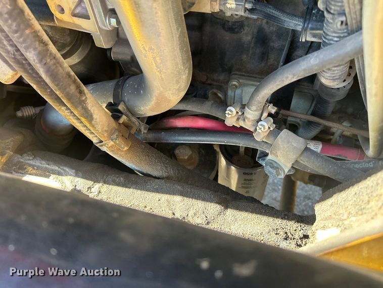 image for item FK3890 2015 Caterpillar 420F backhoe