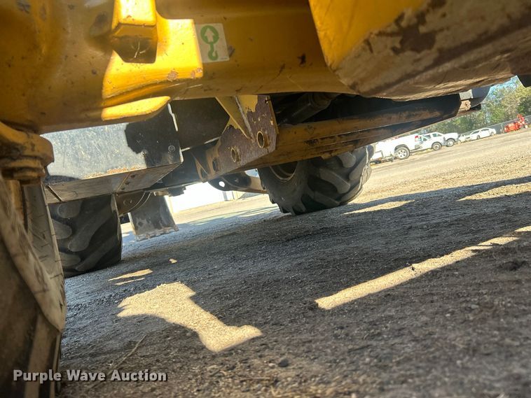 image for item FK3890 2015 Caterpillar 420F backhoe
