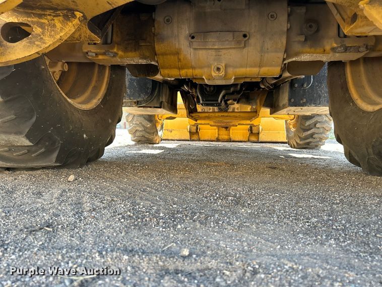 image for item FK3890 2015 Caterpillar 420F backhoe