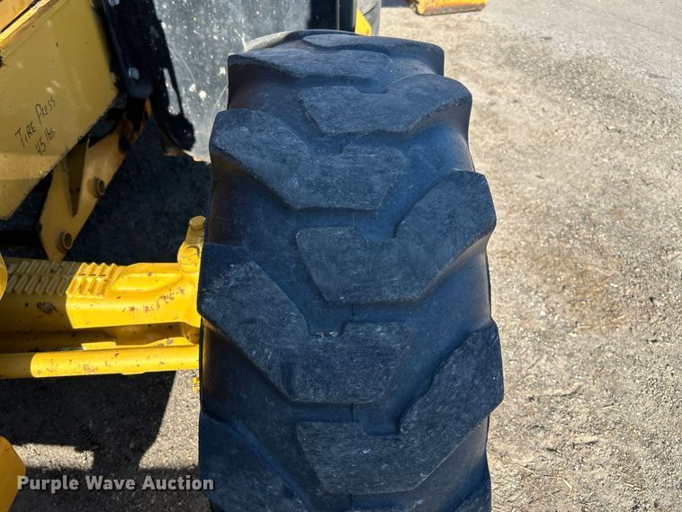 image for item FK3890 2015 Caterpillar 420F backhoe