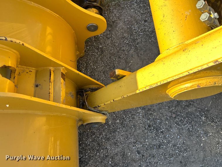 image for item FK3891 2015 Caterpillar 420F backhoe
