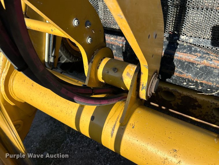 image for item FK3891 2015 Caterpillar 420F backhoe