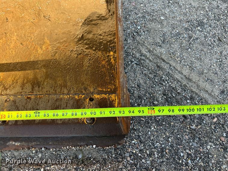 image for item FK3891 2015 Caterpillar 420F backhoe