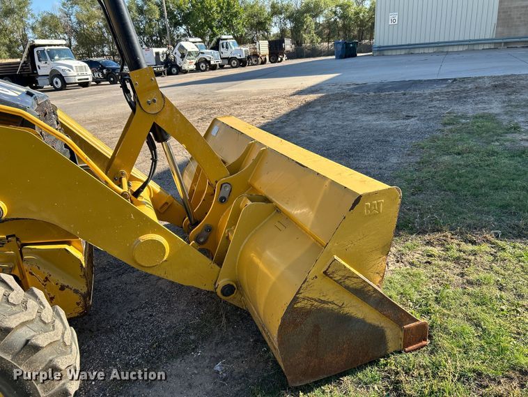 image for item FK3891 2015 Caterpillar 420F backhoe