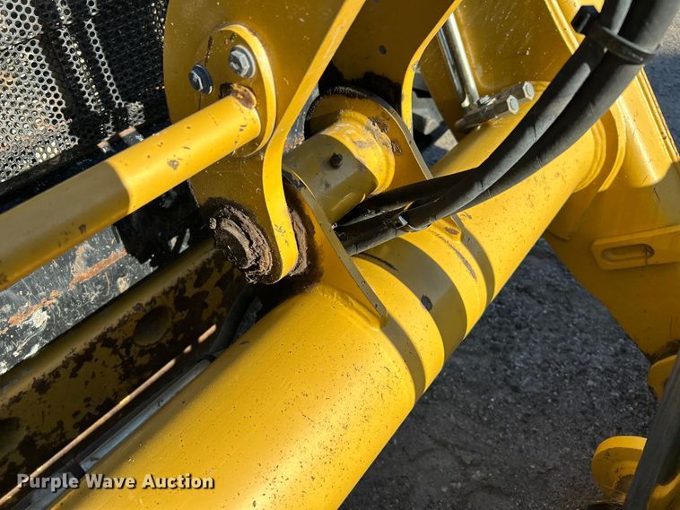 image for item FK3891 2015 Caterpillar 420F backhoe