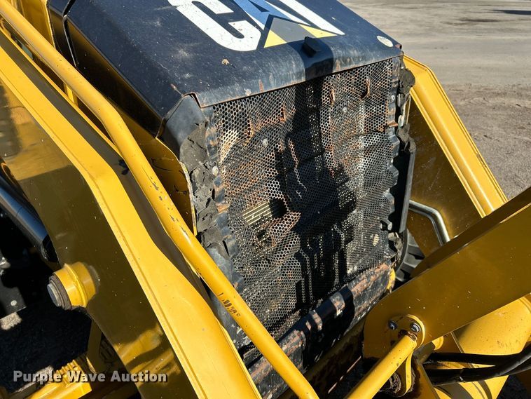 image for item FK3891 2015 Caterpillar 420F backhoe