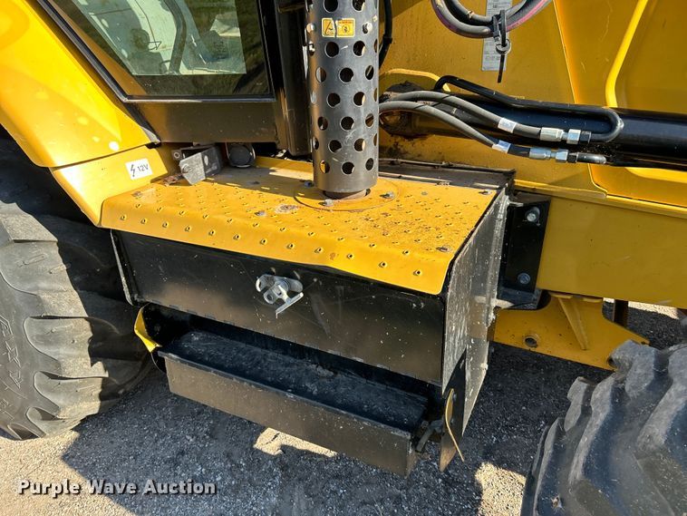 image for item FK3891 2015 Caterpillar 420F backhoe