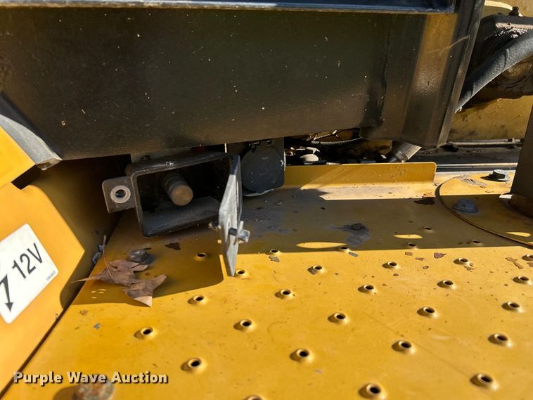 image for item FK3891 2015 Caterpillar 420F backhoe