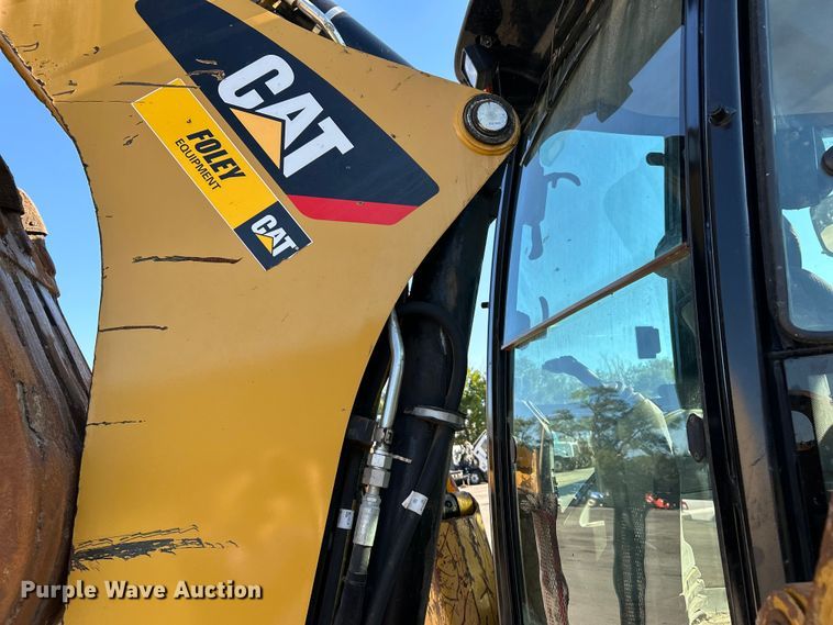 image for item FK3891 2015 Caterpillar 420F backhoe
