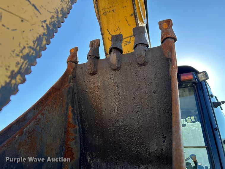 image for item FK3891 2015 Caterpillar 420F backhoe