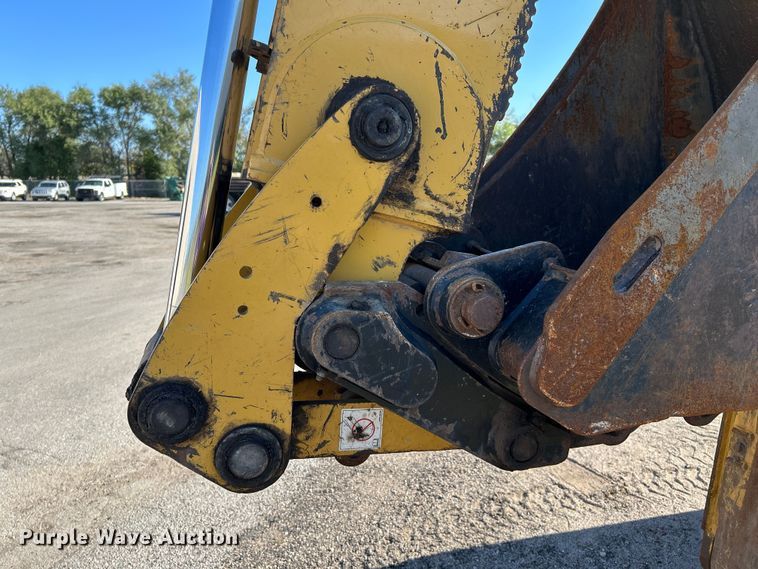 image for item FK3891 2015 Caterpillar 420F backhoe