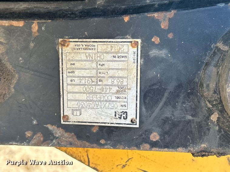 image for item FK3891 2015 Caterpillar 420F backhoe