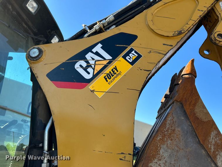 image for item FK3891 2015 Caterpillar 420F backhoe