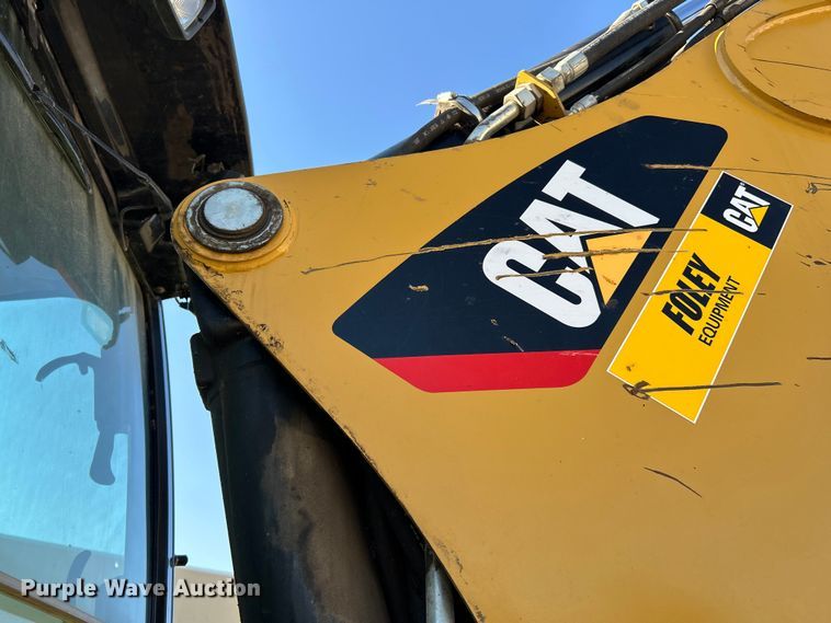image for item FK3891 2015 Caterpillar 420F backhoe