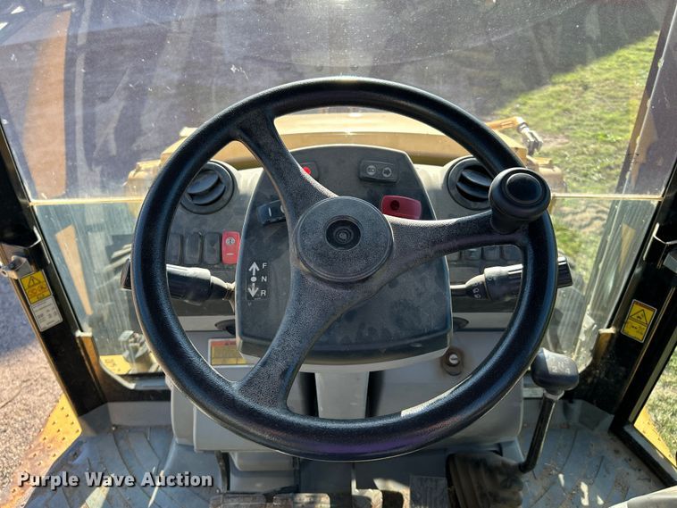 image for item FK3891 2015 Caterpillar 420F backhoe