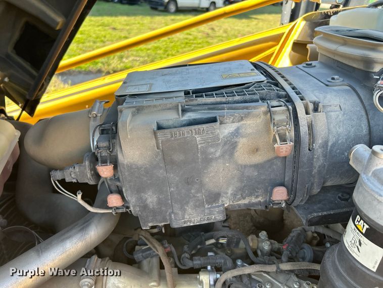 image for item FK3891 2015 Caterpillar 420F backhoe