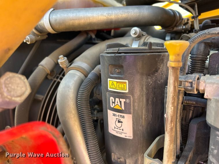 image for item FK3891 2015 Caterpillar 420F backhoe