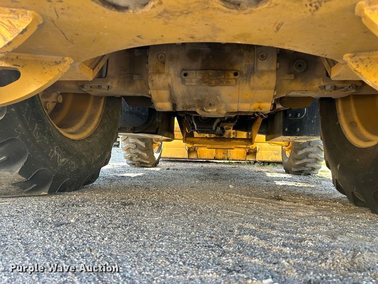 image for item FK3891 2015 Caterpillar 420F backhoe