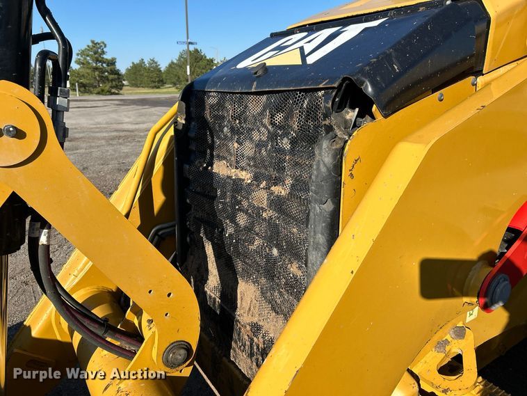 image for item FK3892 2015 Caterpillar 420F backhoe