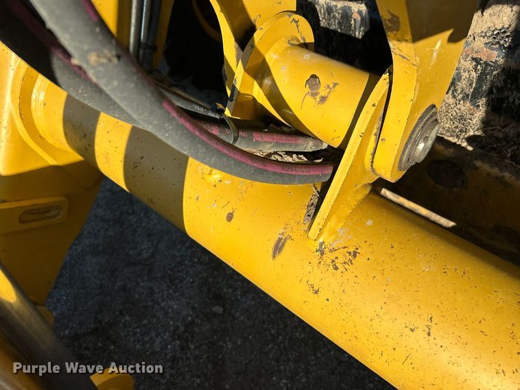 image for item FK3892 2015 Caterpillar 420F backhoe