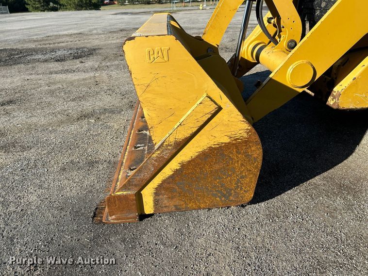 image for item FK3892 2015 Caterpillar 420F backhoe