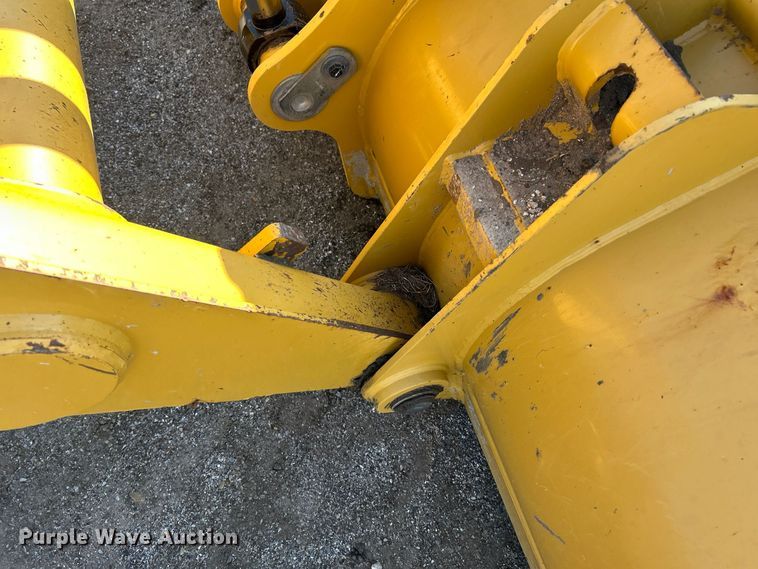 image for item FK3892 2015 Caterpillar 420F backhoe