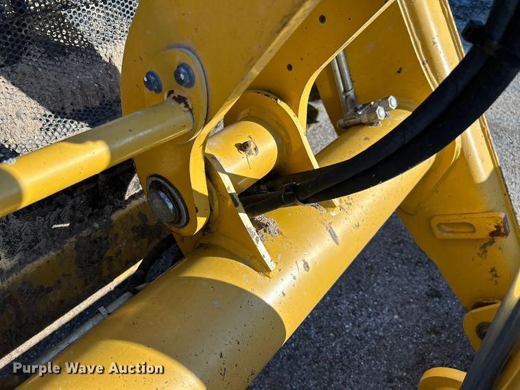 image for item FK3892 2015 Caterpillar 420F backhoe