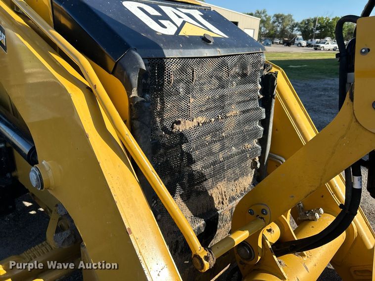 image for item FK3892 2015 Caterpillar 420F backhoe