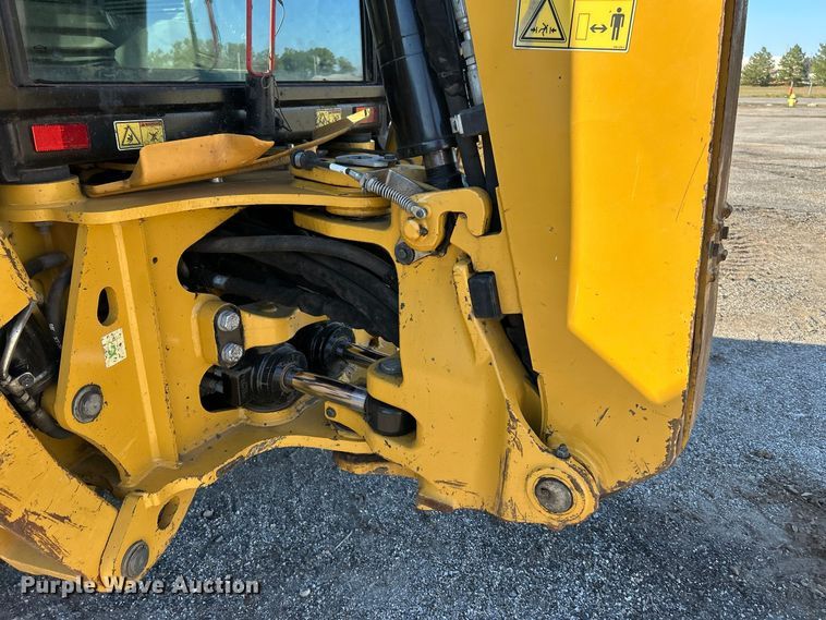 image for item FK3892 2015 Caterpillar 420F backhoe