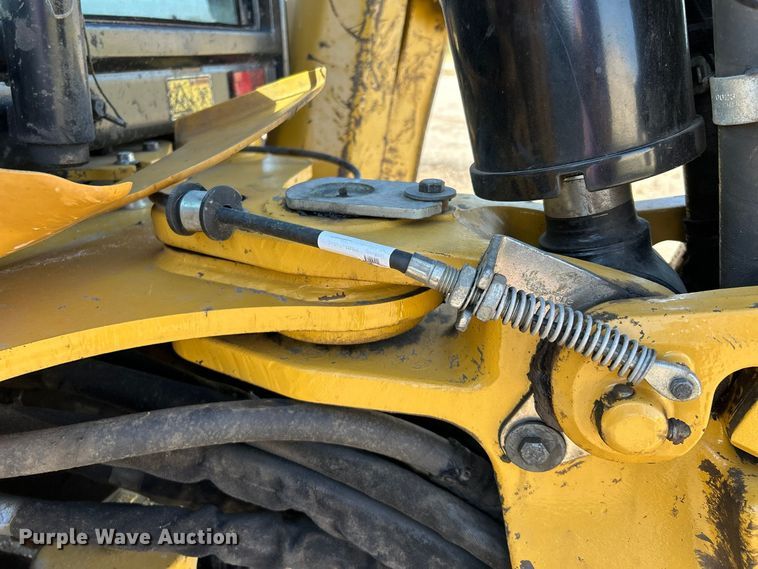 image for item FK3892 2015 Caterpillar 420F backhoe