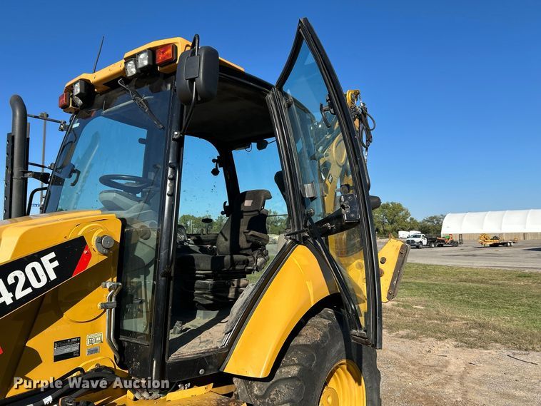 image for item FK3892 2015 Caterpillar 420F backhoe