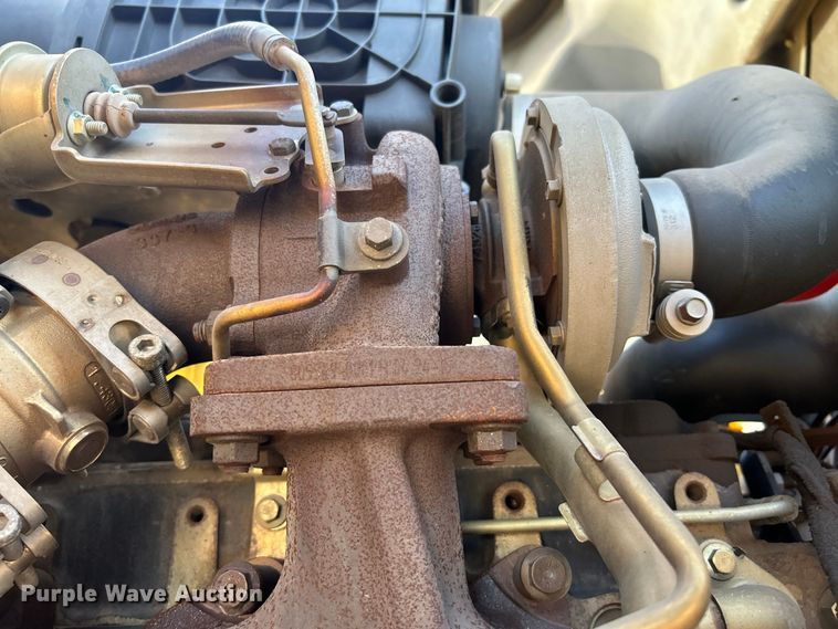 image for item FK3892 2015 Caterpillar 420F backhoe