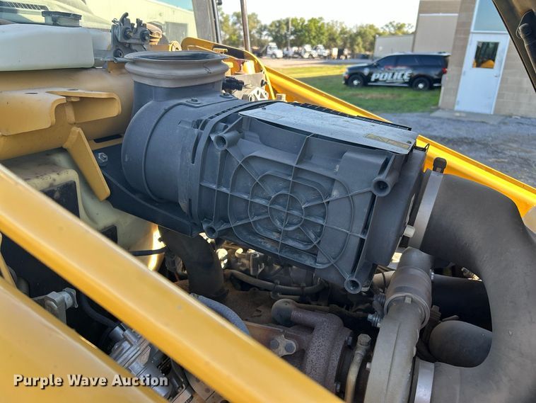 image for item FK3892 2015 Caterpillar 420F backhoe