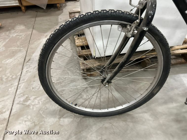 image for item FK3893 Trek mountain bike