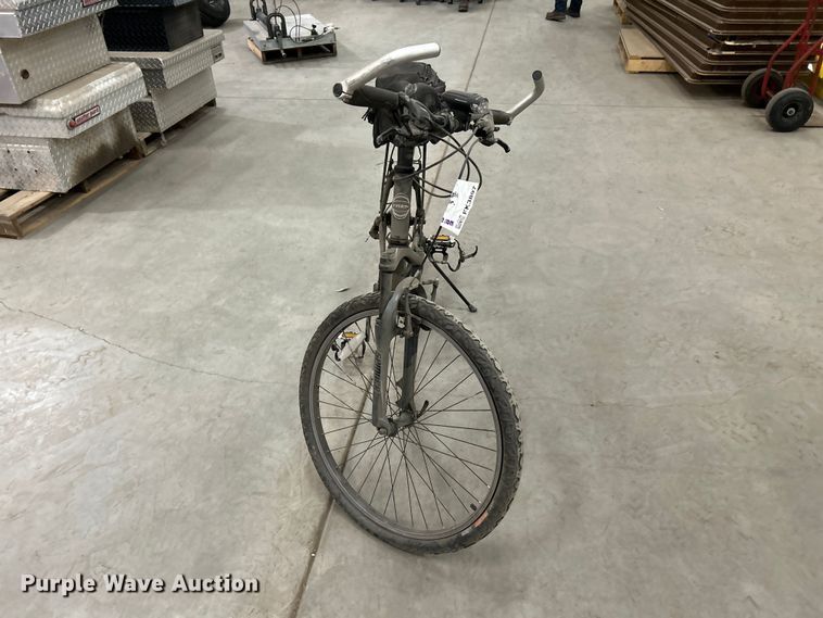 image for item FK3897 Trek 3900 mountain bike