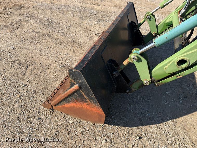 image for item FK3906 2007 Montana  LG5740C  MFWD tractor