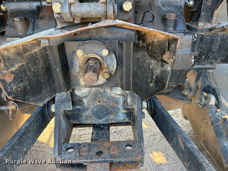 image for item FK3906 2007 Montana  LG5740C  MFWD tractor