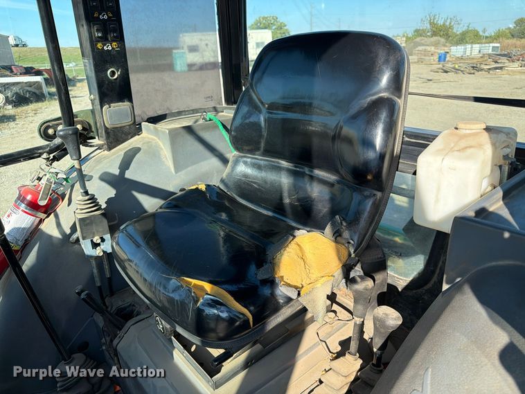 image for item FK3906 2007 Montana  LG5740C  MFWD tractor