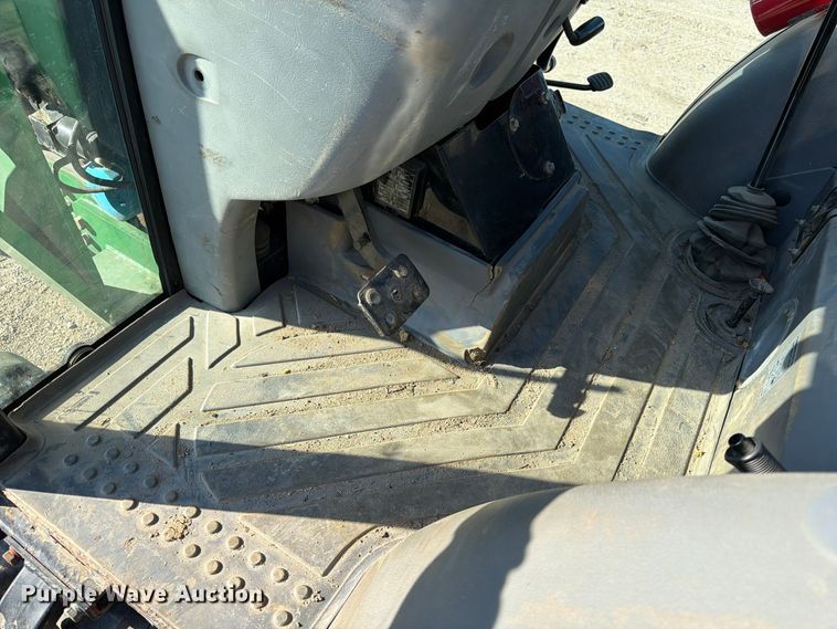image for item FK3906 2007 Montana  LG5740C  MFWD tractor