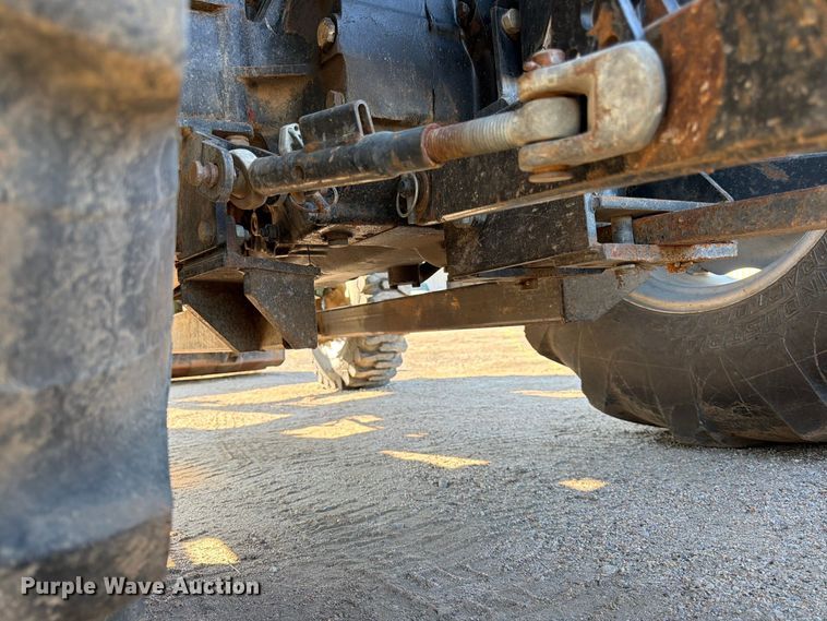 image for item FK3906 2007 Montana  LG5740C  MFWD tractor