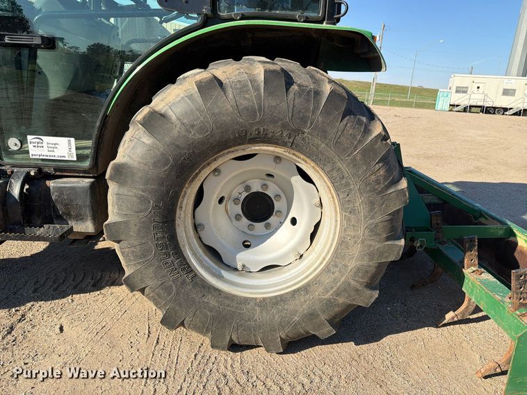 image for item FK3906 2007 Montana  LG5740C  MFWD tractor