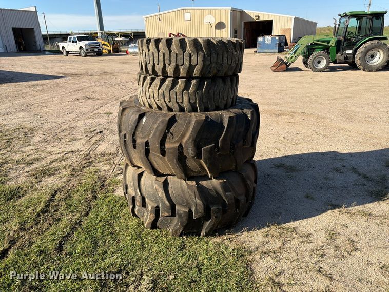 image for item FK3906 2007 Montana  LG5740C  MFWD tractor