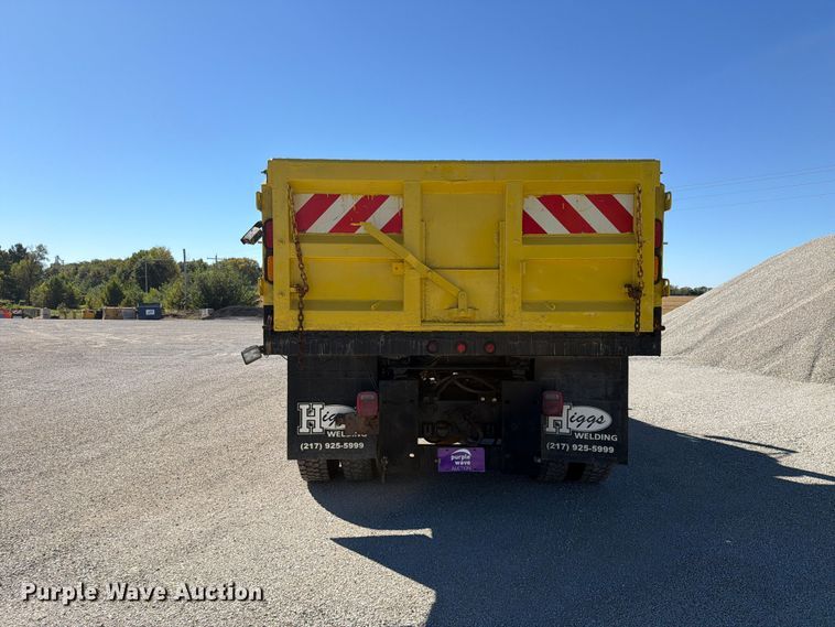 image for item FK4201 2006 International 7400 dump truck