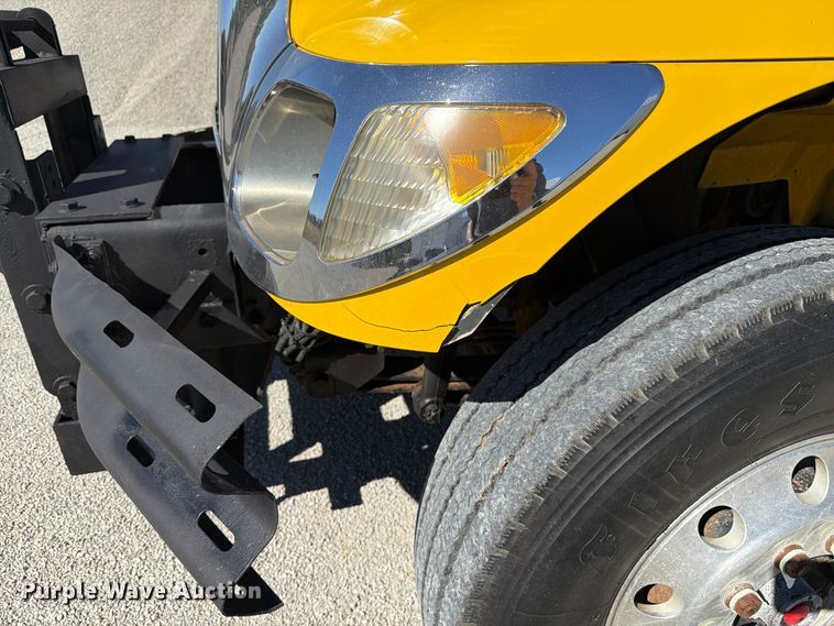image for item FK4201 2006 International 7400 dump truck