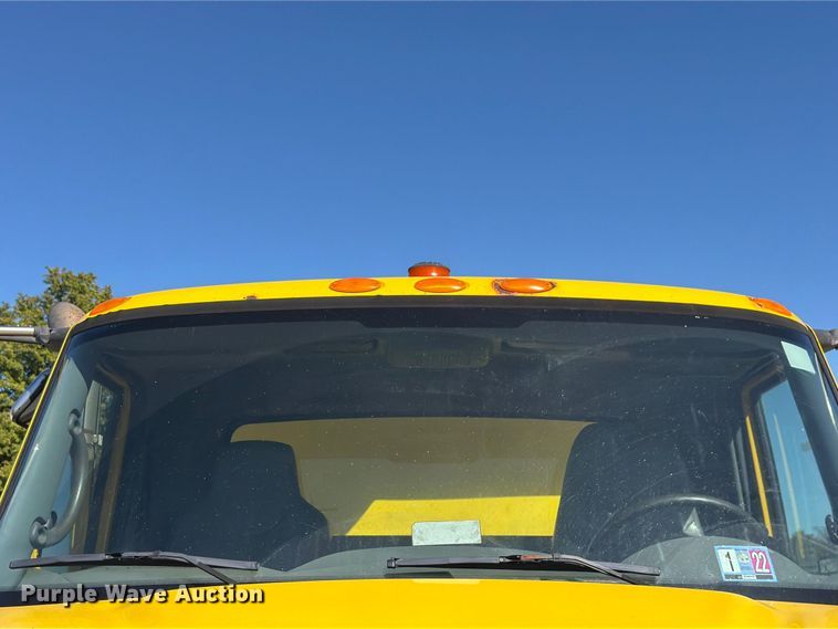 image for item FK4201 2006 International 7400 dump truck