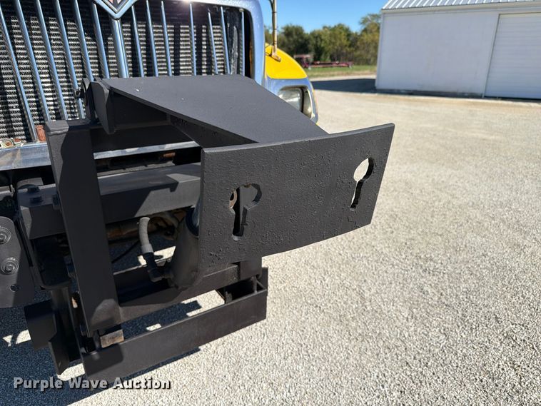image for item FK4201 2006 International 7400 dump truck