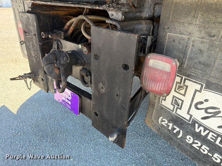 image for item FK4201 2006 International 7400 dump truck
