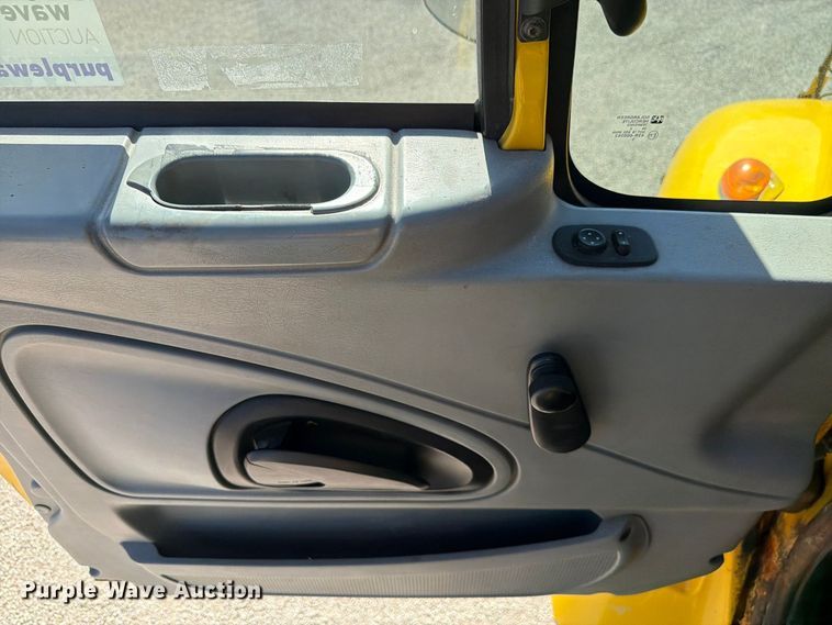 image for item FK4201 2006 International 7400 dump truck